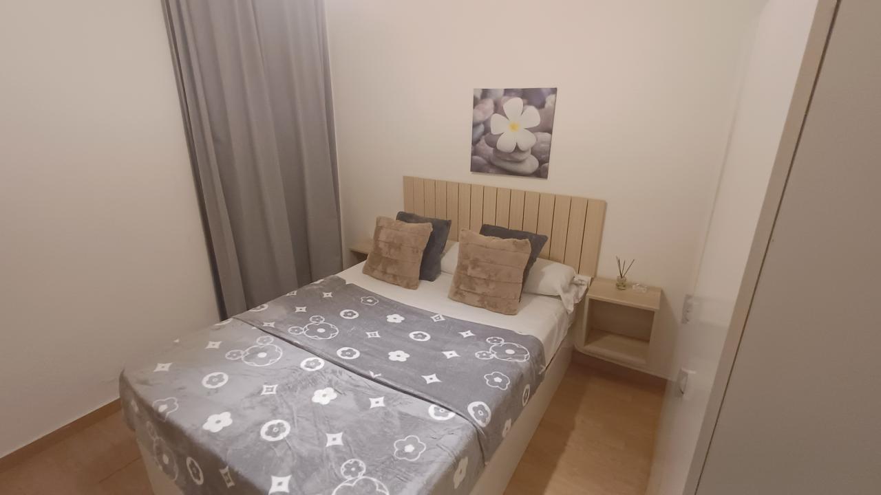 647517939:  en Barcelona