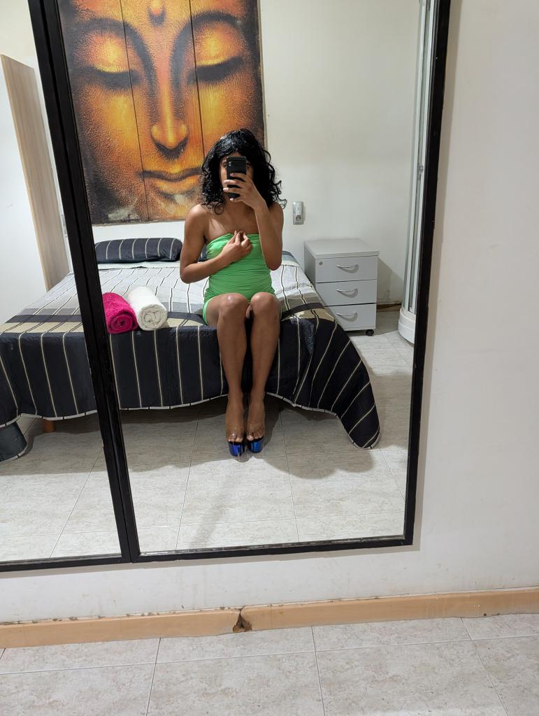 610849072: Chico busca chica en Murcia