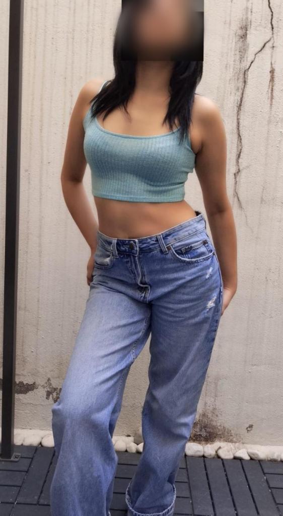 602540598: Chica busca chico en Madrid