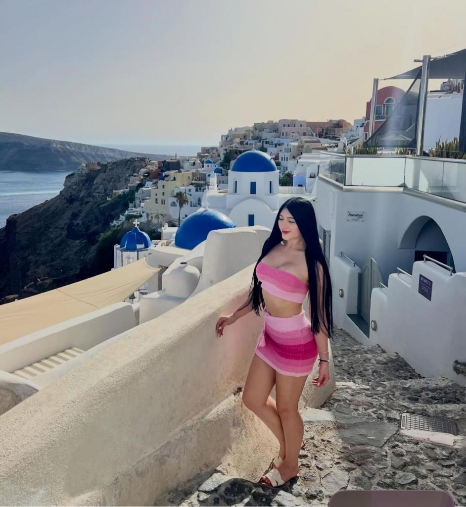 670499532: Chica busca chico en Málaga