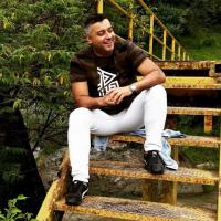 614076474: Chico busca chica en Murcia