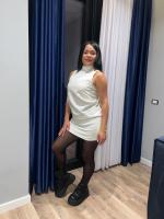 610795783: Chica busca chico en Pontevedra