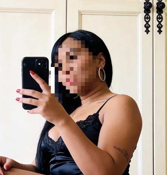 667775146: Chica busca chico en Ibiza