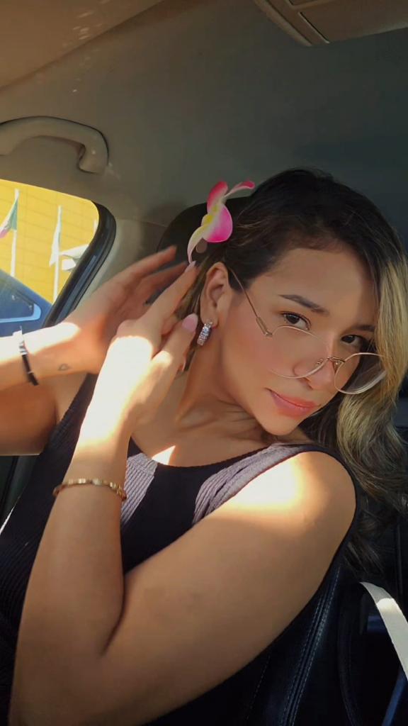 Chica busca chico en Málaga: Chica busca chico