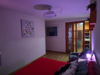 673664572: Chica busca chico en León