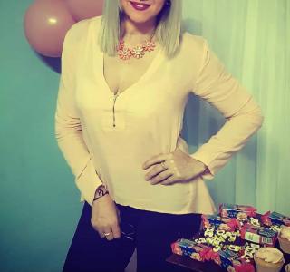 622111472: Chica busca chico en Gerona