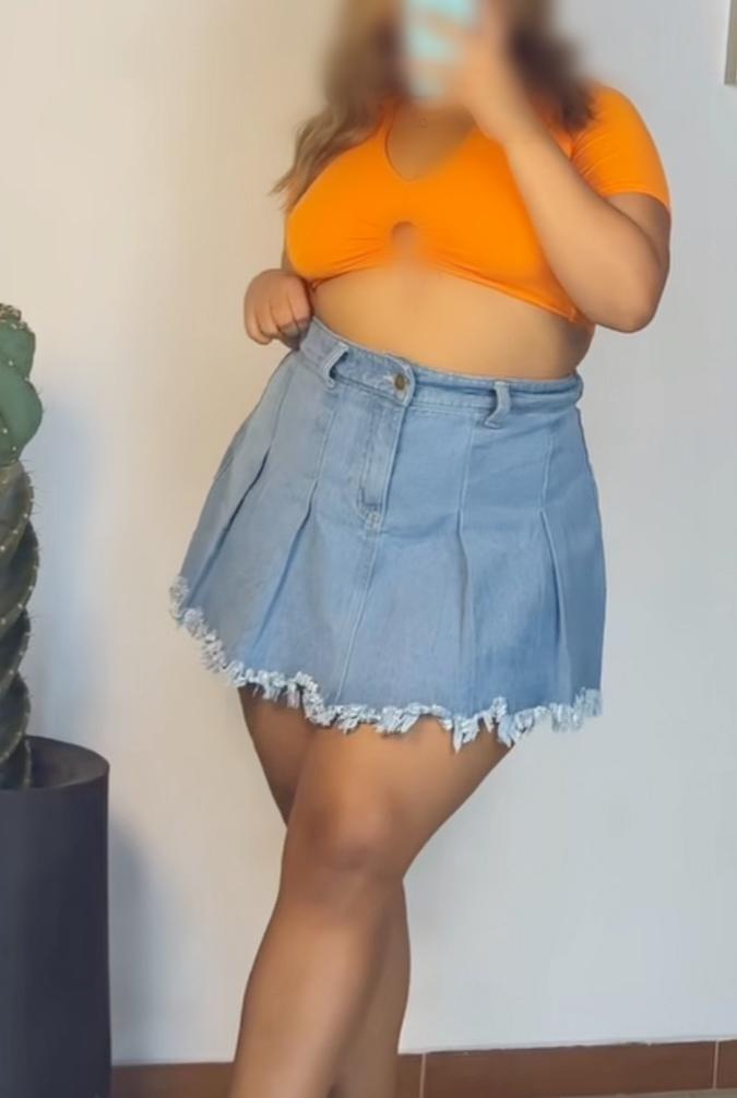 Chica busca chico en Cádiz: 