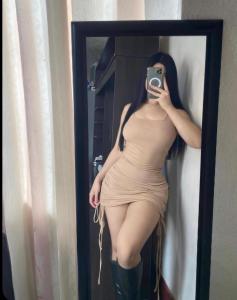 612401344: Chica busca chico en Barcelona