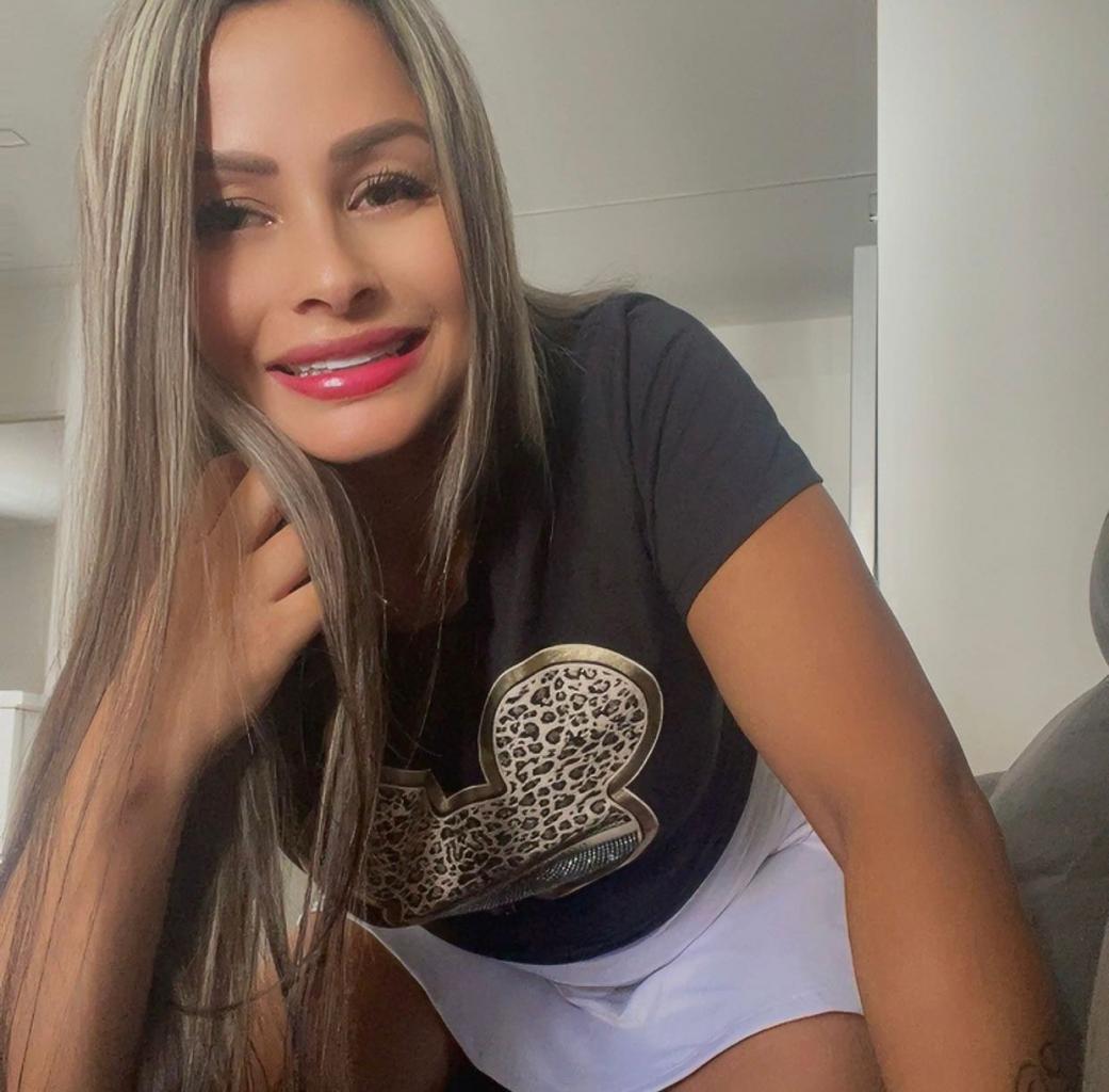 613206530: Chica busca chico en Tenerife