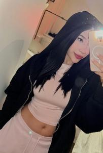 613654198: Chica busca chico en Madrid