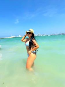 643700423: Chica busca chico en Málaga