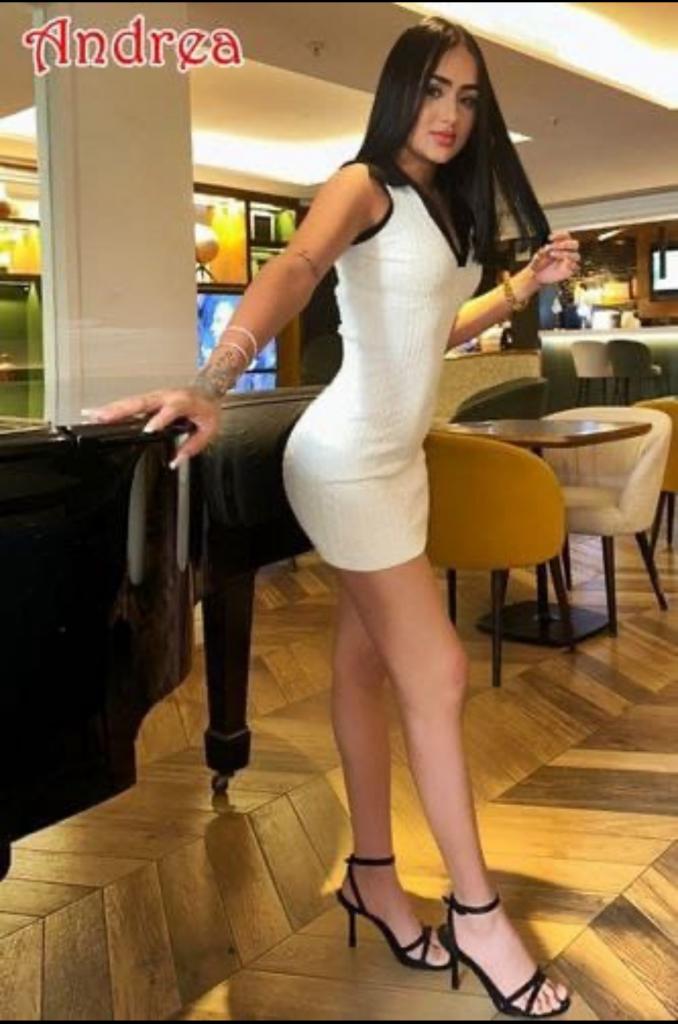 659387912: Chica busca chico en Madrid