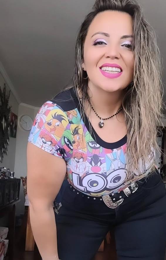 Chica busca chico en Almería: 