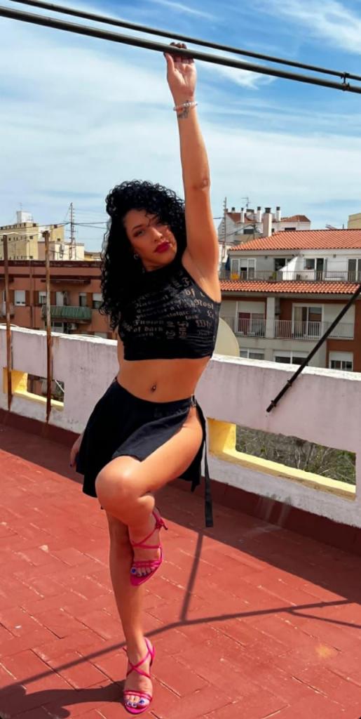 Chica busca chico en Almería: 