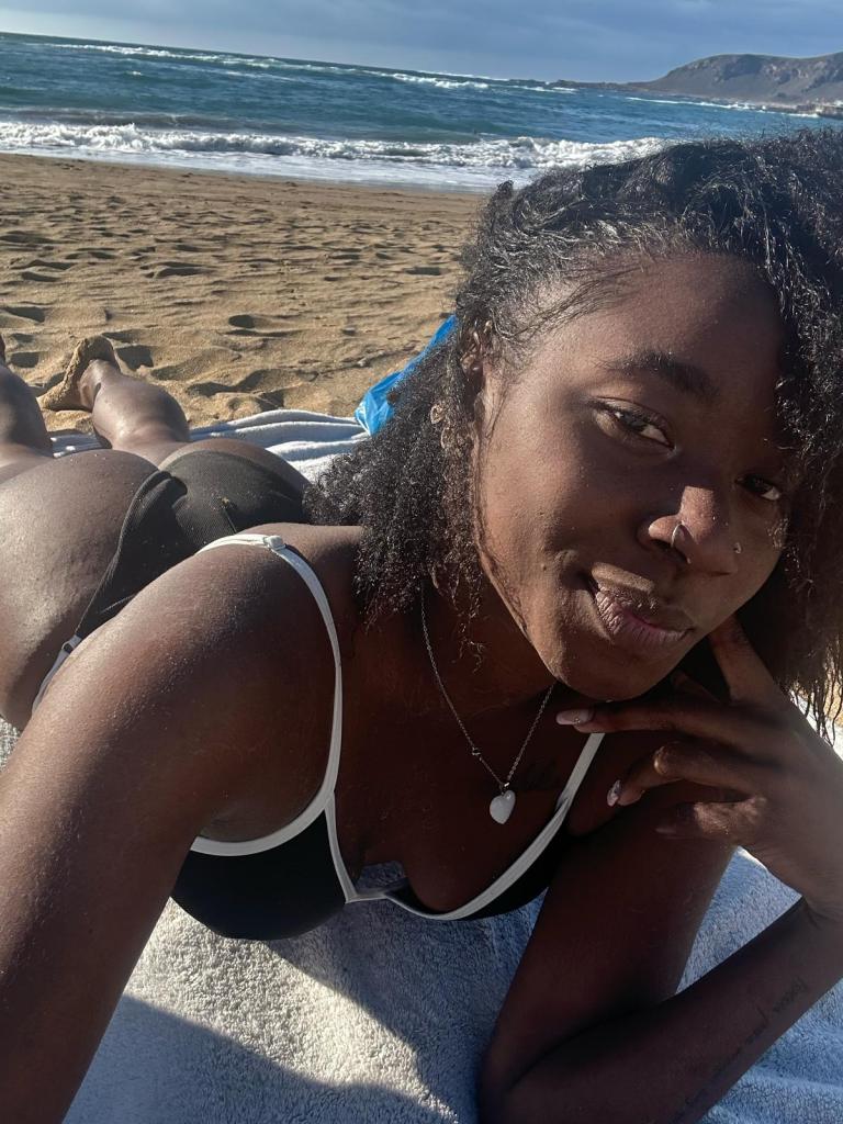 687799033: Chica busca chico en Zamora