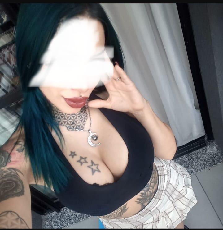 657223285: Chica busca chico en La Coruña