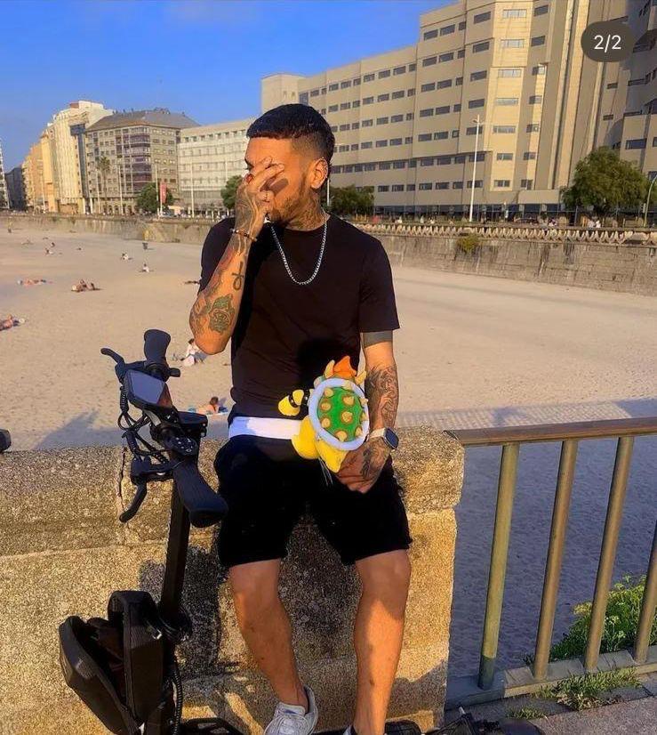 602575055: Chico busca chica en La Coruña