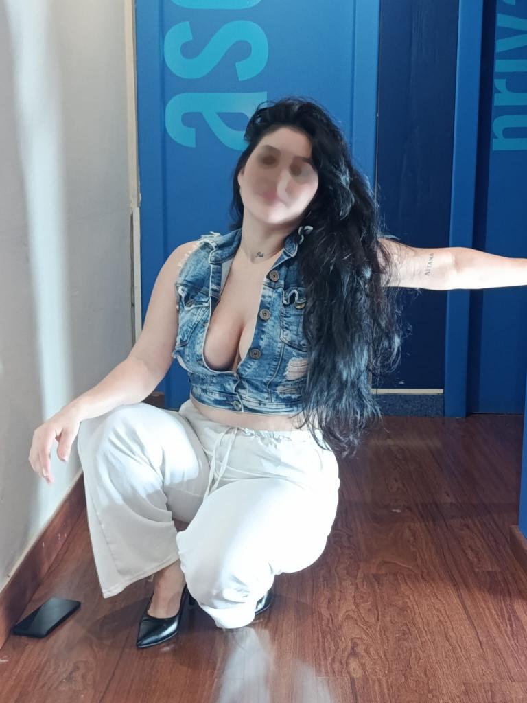 672991326: Chica busca chico en Alicante