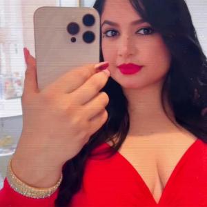 610058614: Chica busca chico en Barcelona