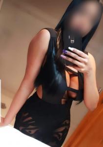 623219073: Chica busca chico en Sevilla