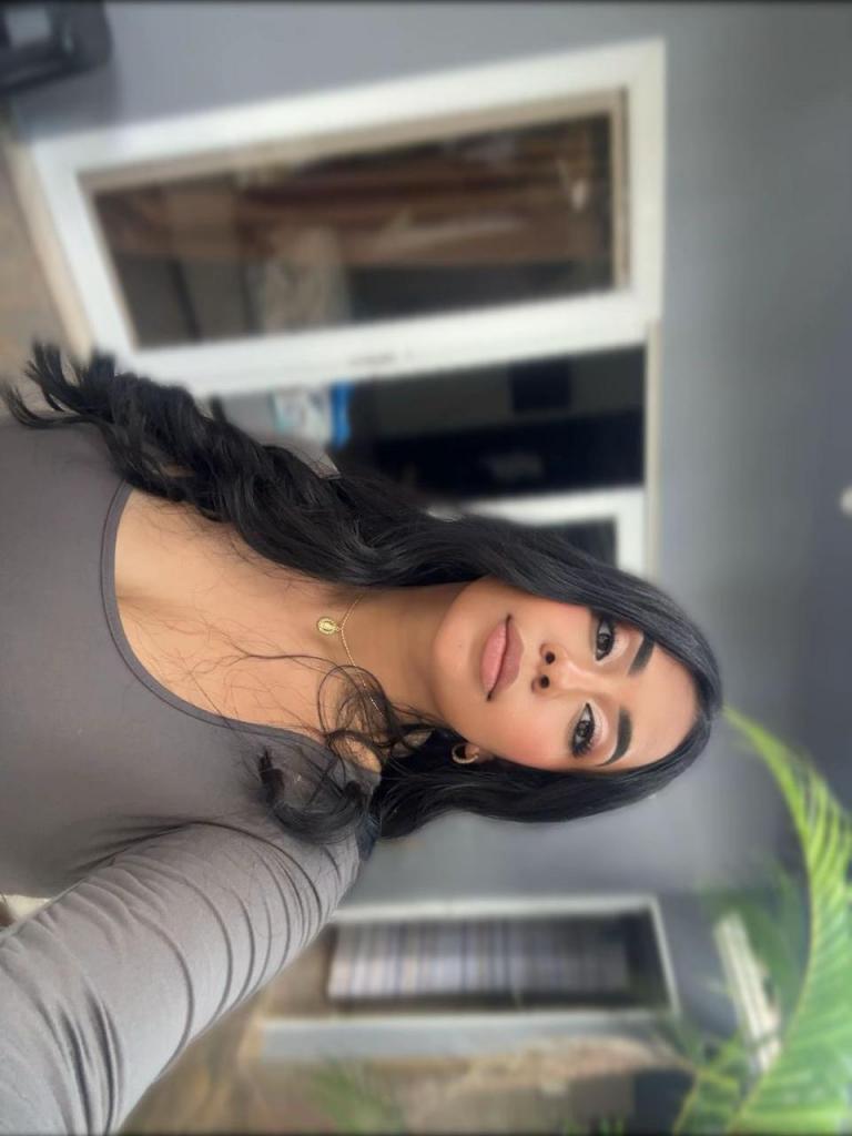 670868276: Chica busca chico en Mallorca