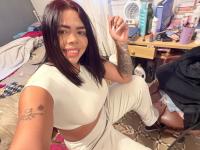 695333736: Chica busca chico en Barcelona