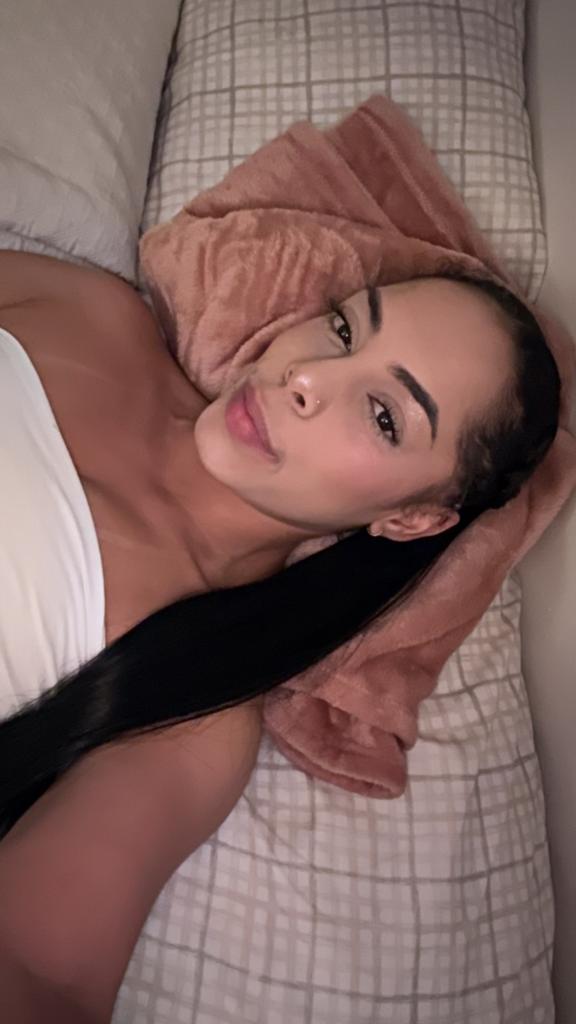 656499858: Chica busca chico en Barcelona