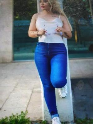 661402919: Chica busca chico en Málaga