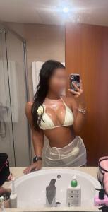 693295349: Chica busca chico en Madrid