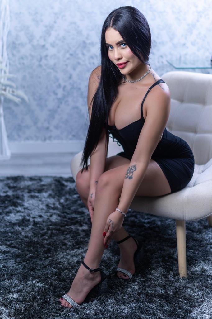 637840317: Chica busca chico en Cádiz