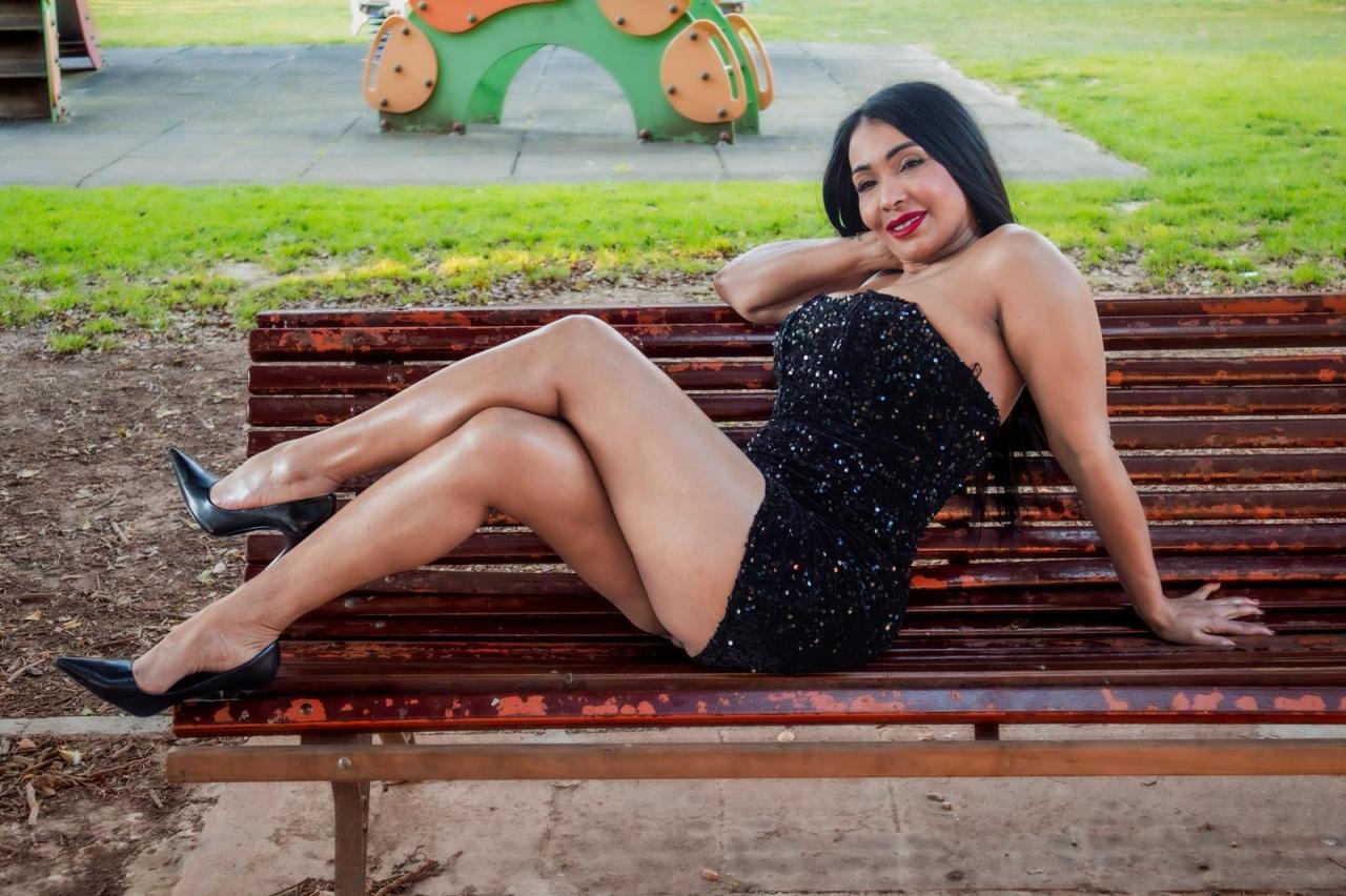 Chica busca chico en Valencia: Chica busca chico