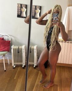 679787305: Transexual en Cantabria