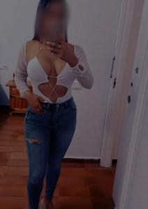 Chica busca chico en Menorca: 