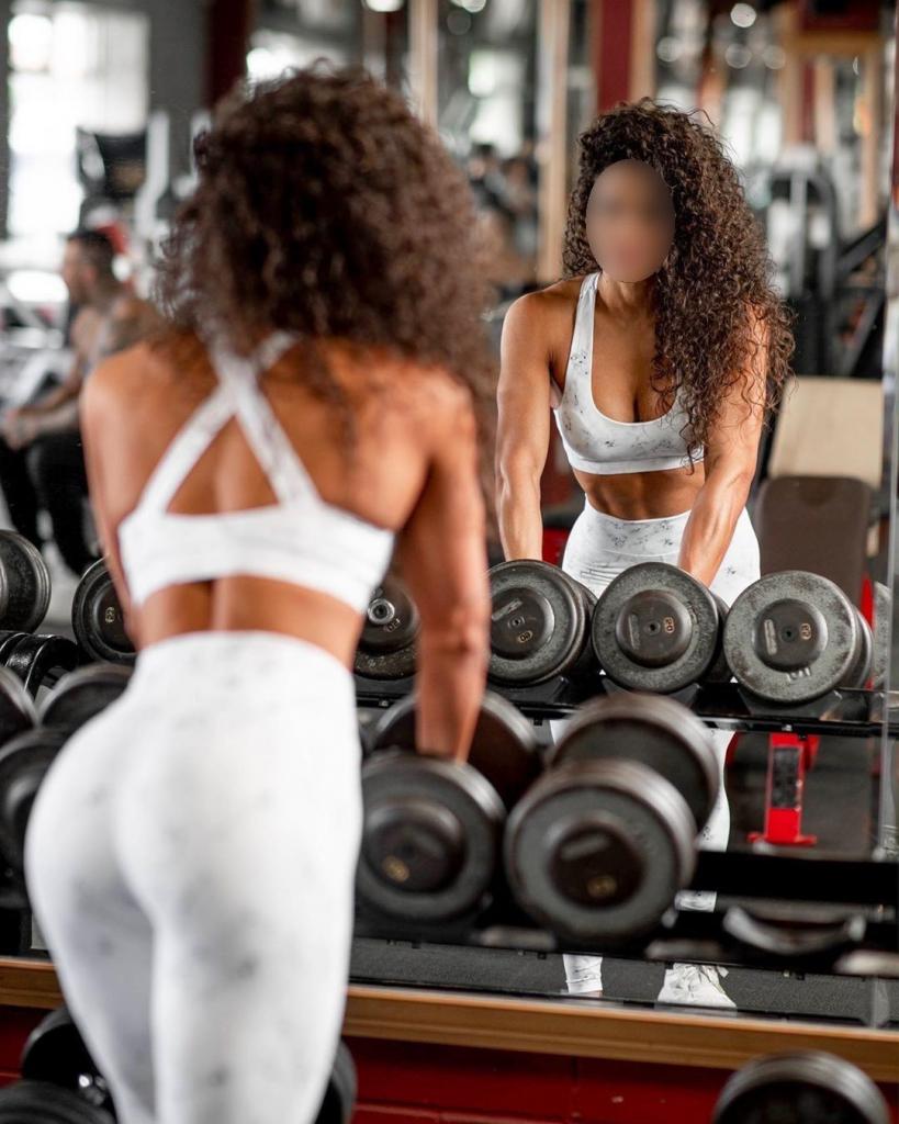 Chica busca chico en Barcelona: 