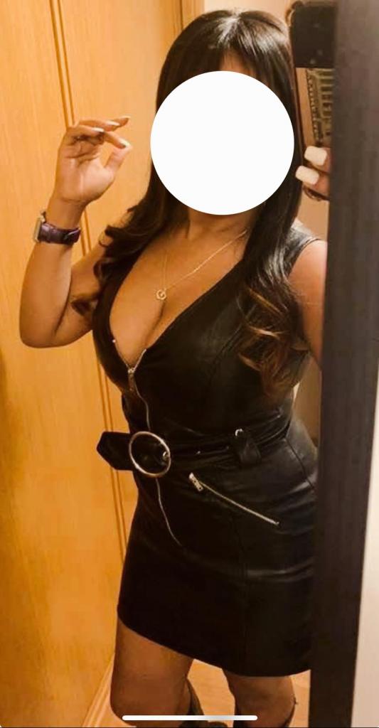 624793411: Chica busca chico en La Coruña