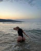 614915108: Chica busca chico en Lugo