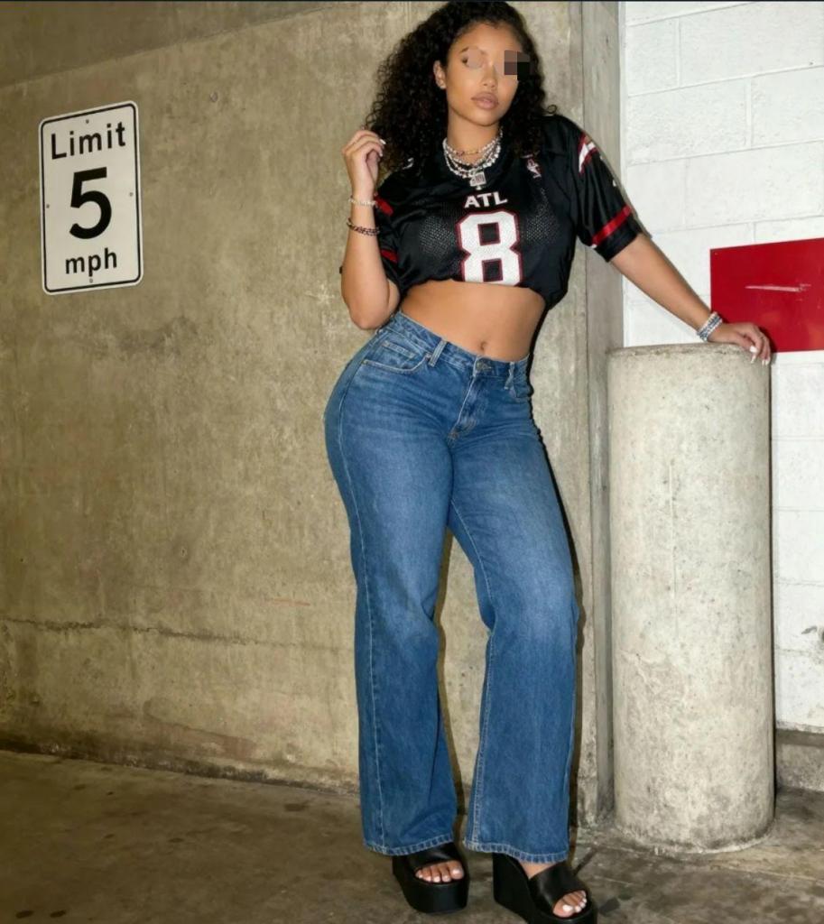 697714588: Chica busca chico en La Coruña