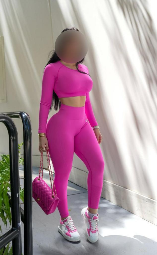 692895010: Chica busca chico en Málaga