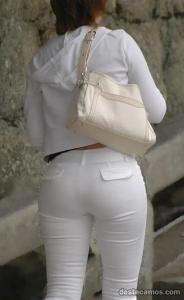 643297452: Chica busca chico en Madrid