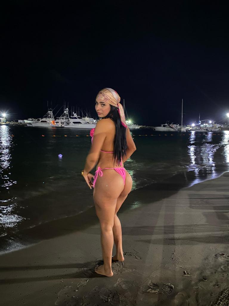 654289389: Chica busca chico en Tenerife