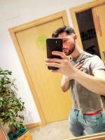 637705099: Chico busca chica en Ceuta