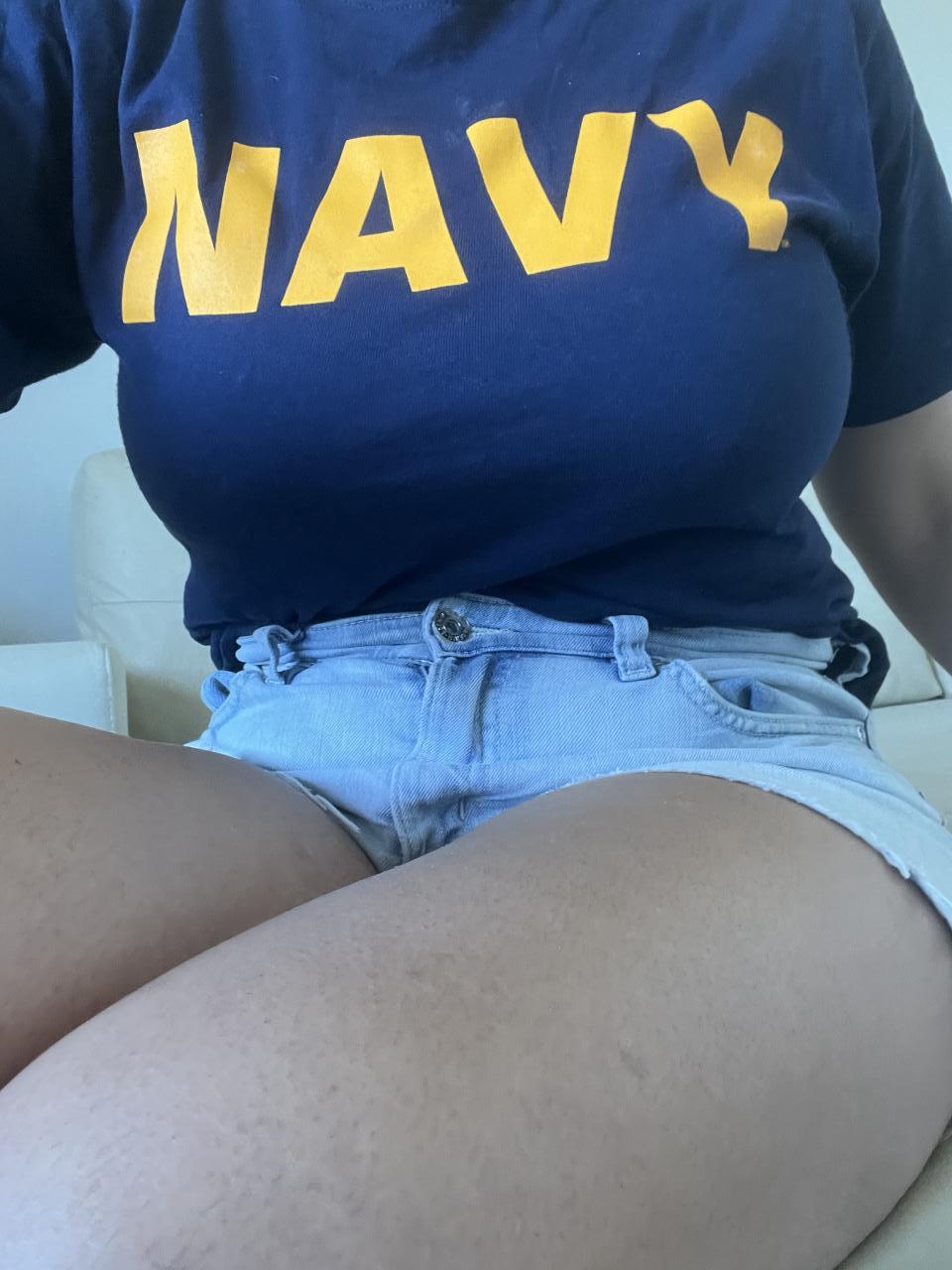 642863409: Chica busca chico en Cádiz