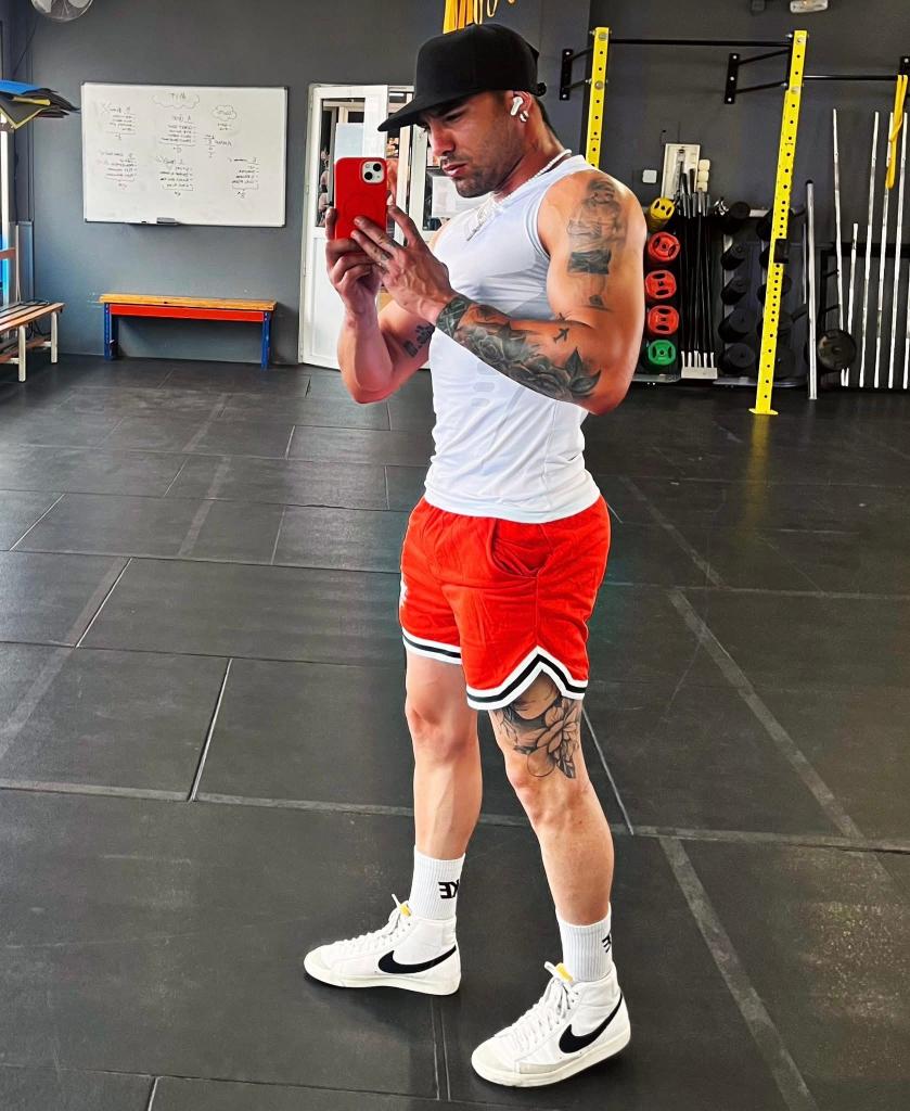 612561084: Chico busca chica en Madrid