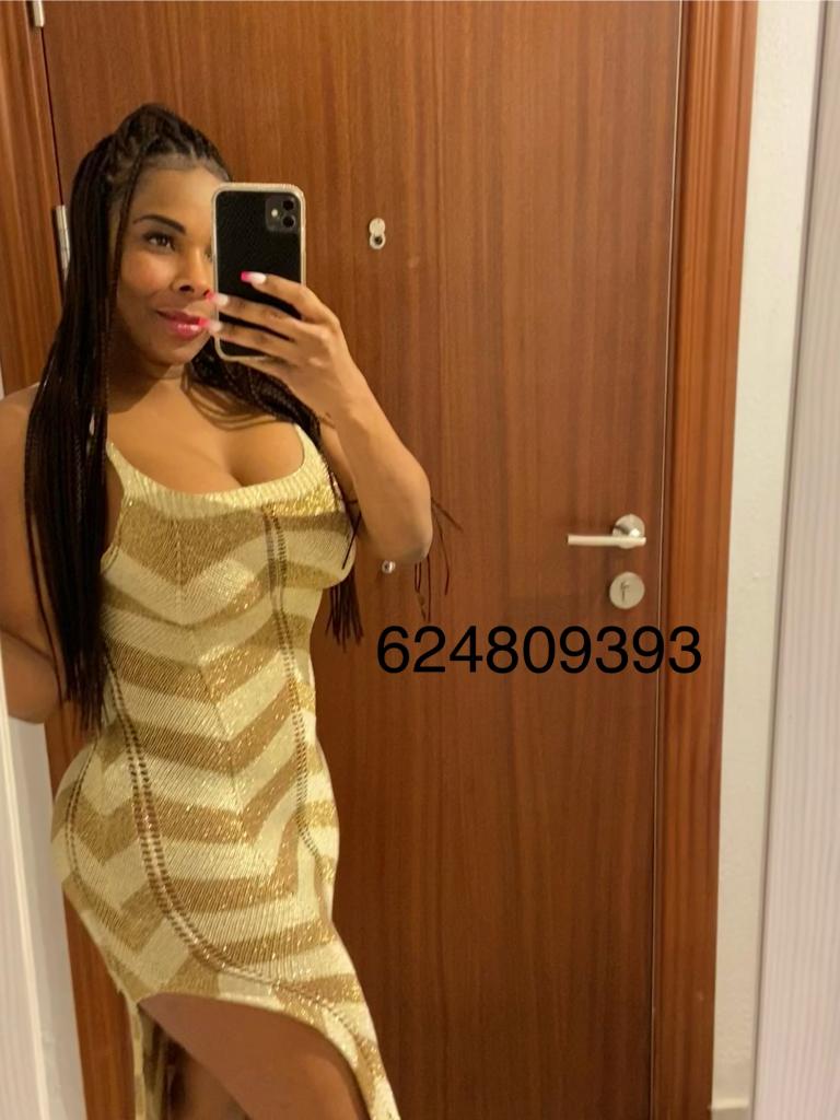 624809393: Chica busca chico en Murcia