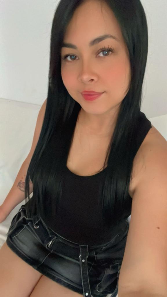 Chica busca chico en Almería: 