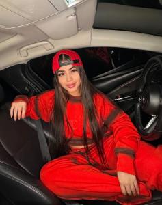 675581379: Chica busca chico en La Coruña