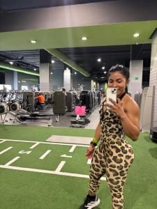 631885968: Chica busca chico en Granada