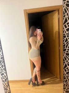 675581088: Chica busca chico en Pontevedra