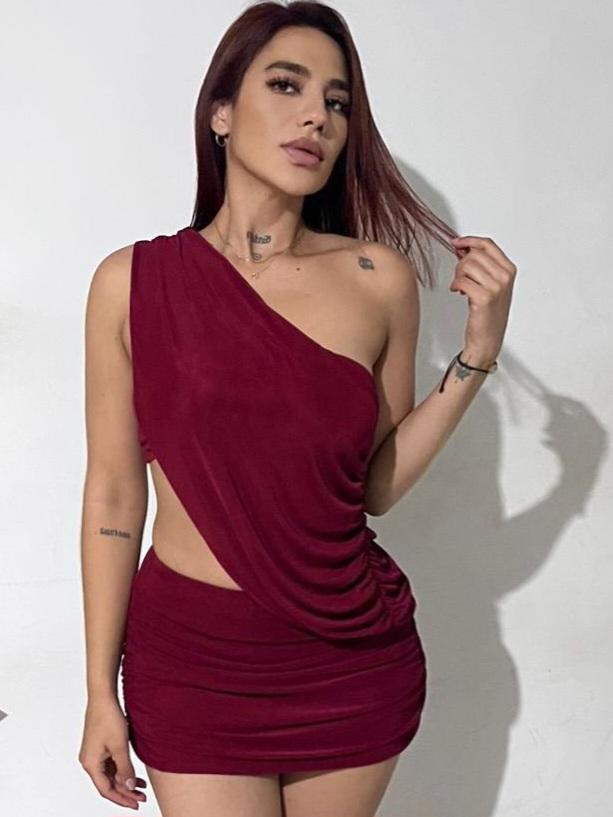 631700802: Chica busca chico en Ibiza