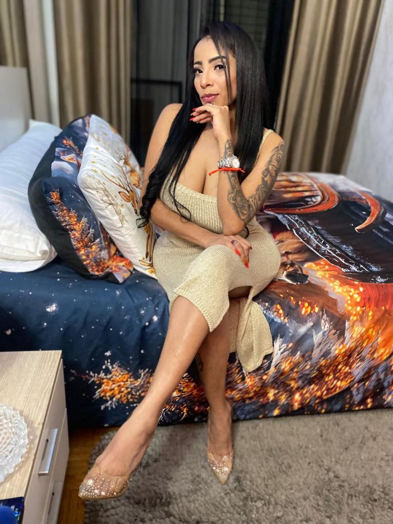 641995368: Chica busca chico en La Rioja